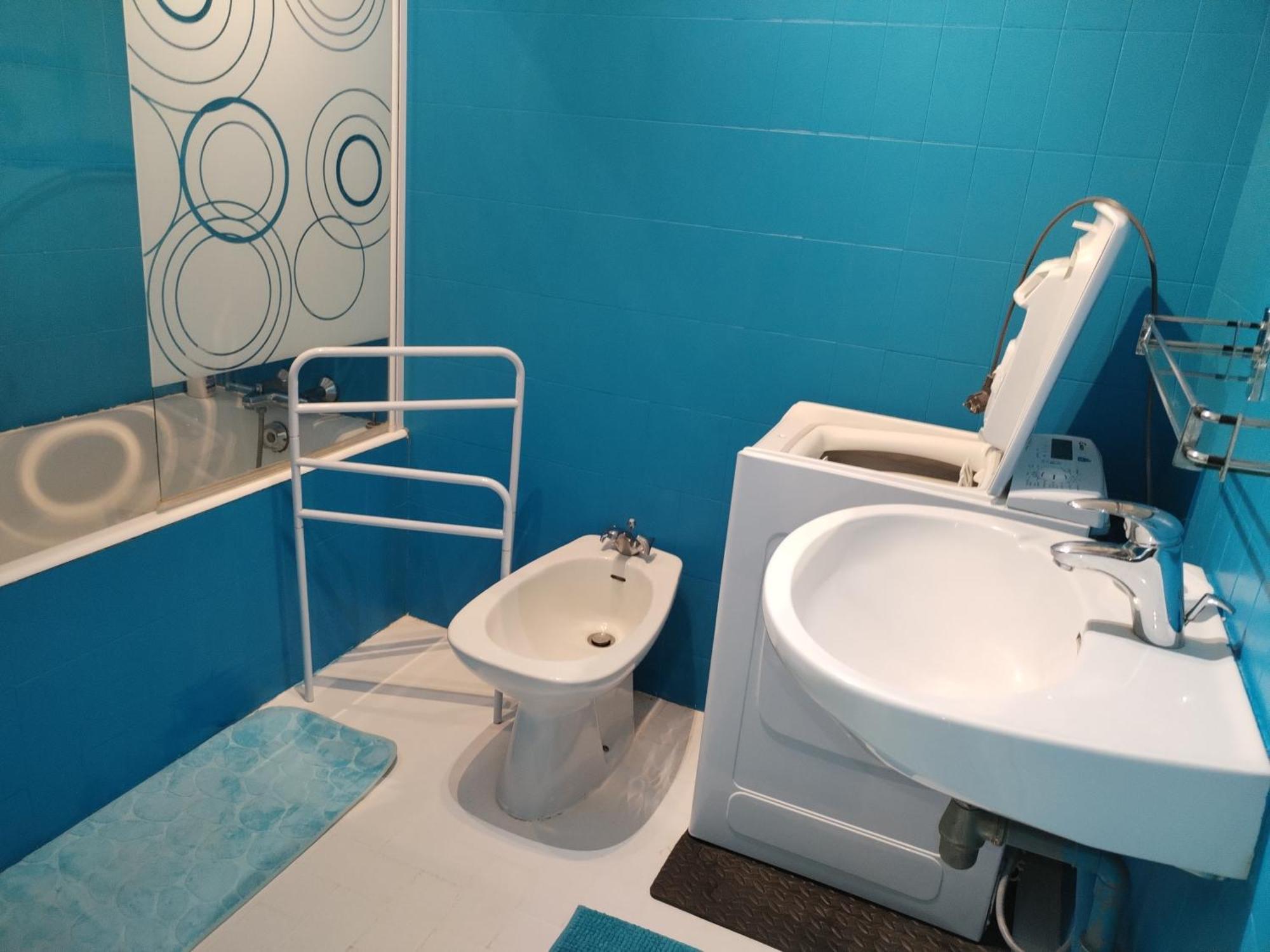 Pied Dans L'eau Petite De Domino Pour 4 Personnes